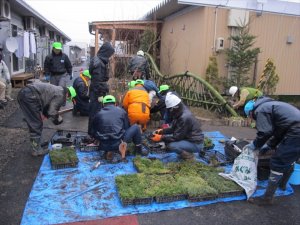 若林区東通仮設住宅 への支援活動