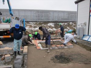 東松島市グリーンタウンやもと２仮設住宅への支援